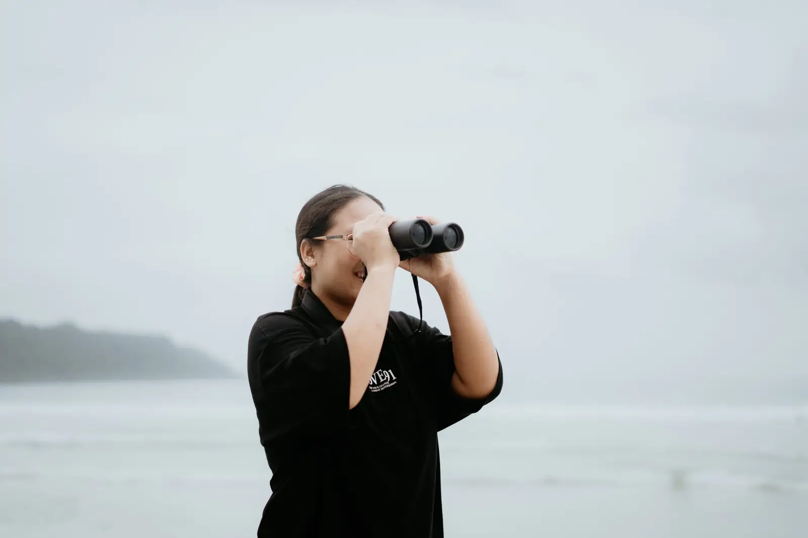 Nomadic Tribes bird watching guide on Havelock Island